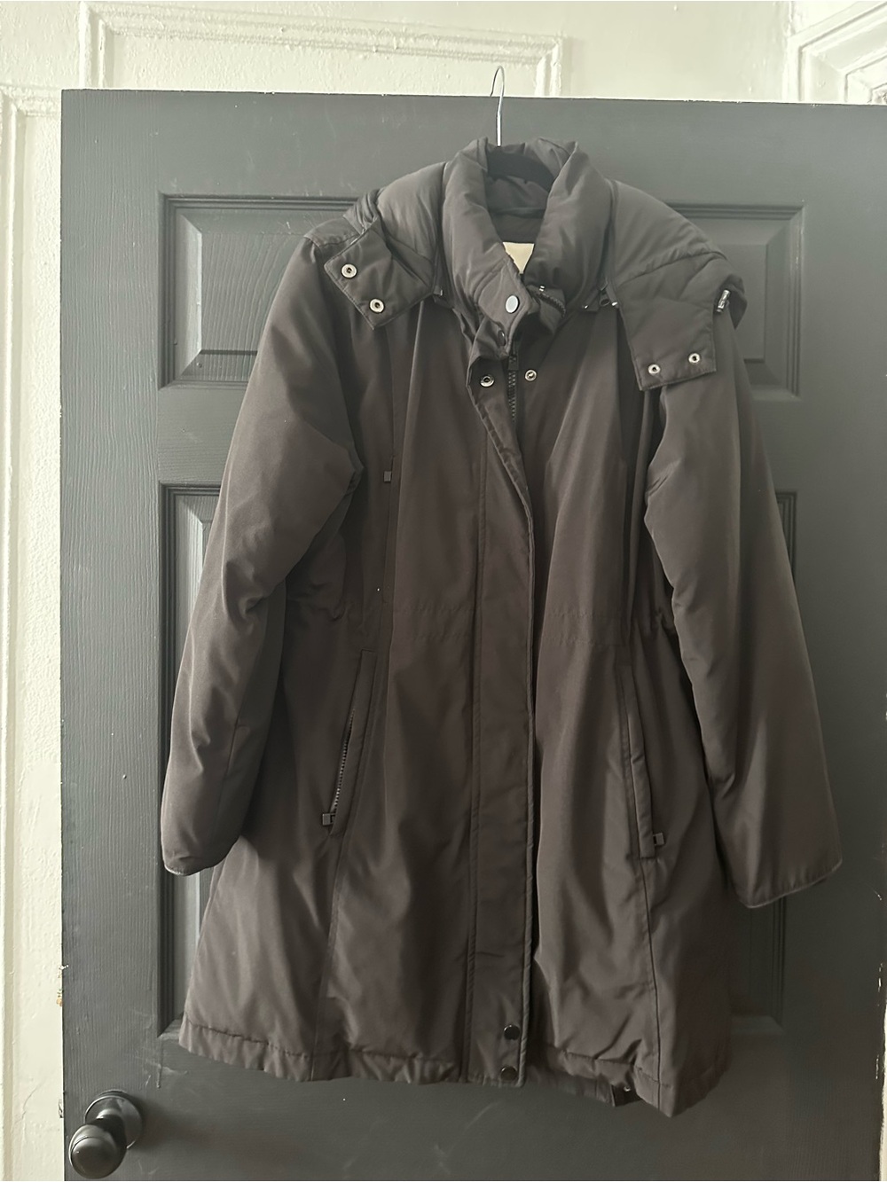 Source Unknown Black Women's Long Puffer Coat with High Collar